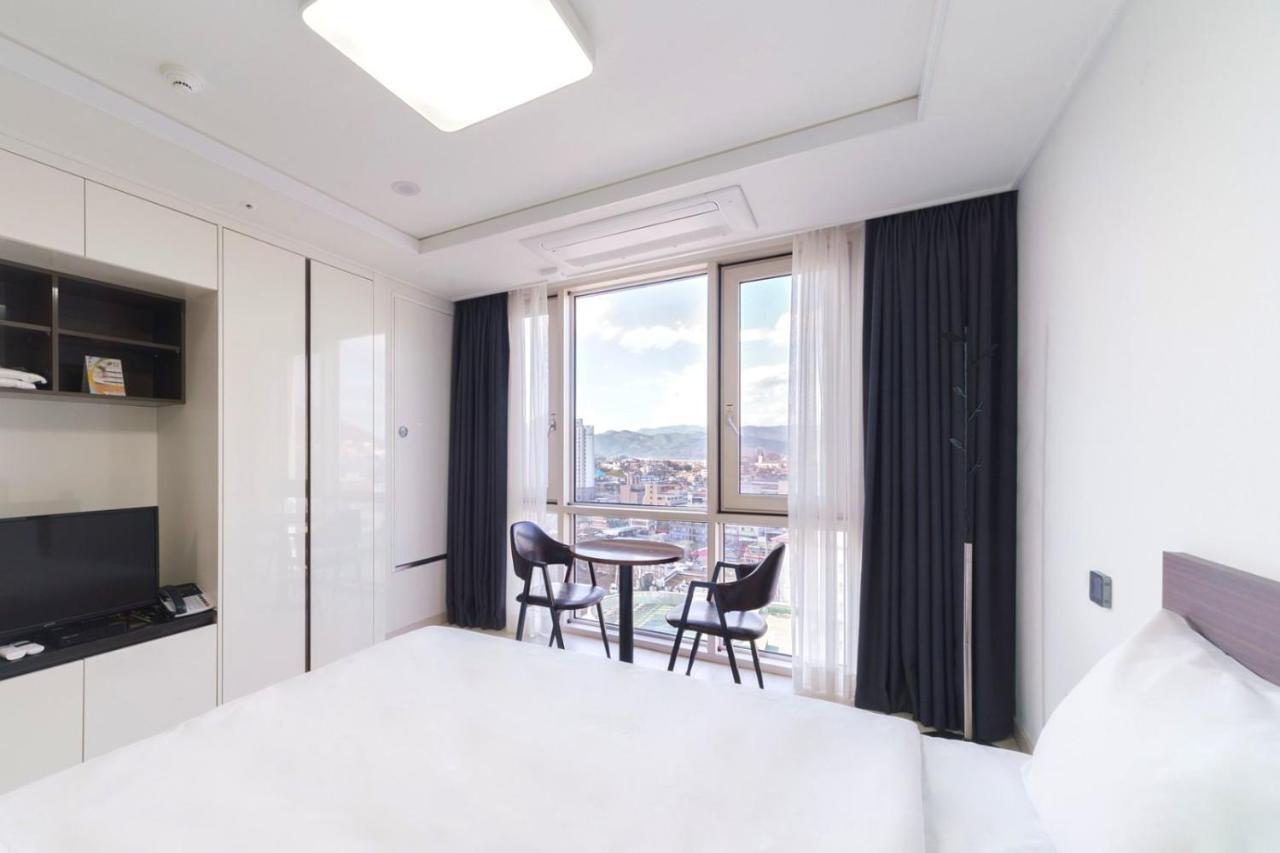 The Venezia Suite Hotel Chuncheon Dış mekan fotoğraf
